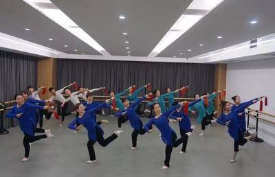 2020年艺考冲刺!每一个动作都讲究的舞蹈培训还怕艺考不合格?9.9元让你体会超凡魅力!